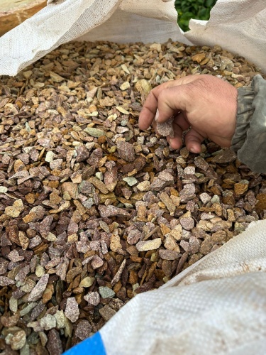 Златолит персиковый декоративная каменная крошка купить в Пыть-Яхе