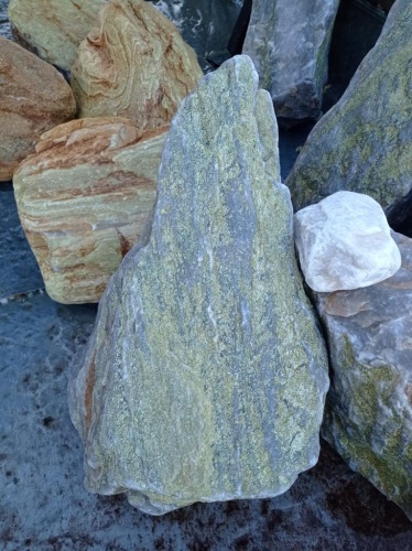 Златолит жёлтый, жёлто-зелёный глыбки и валуны для ланшафтного дизайна купить в Пыть-Яхе