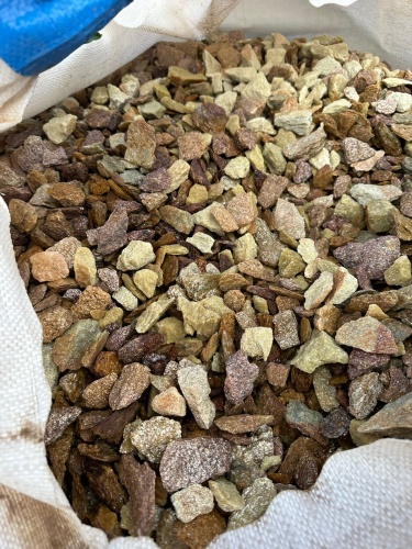 Златолит персиковый декоративная каменная крошка купить в Пыть-Яхе