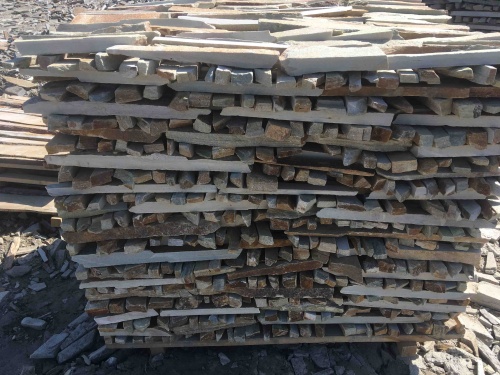 Горбушка златолит золотистый для облицовки купить в Пыть-Яхе