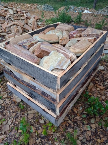 Златолит жёлтый, жёлто-зелёный глыбки и валуны для ланшафтного дизайна купить в Пыть-Яхе