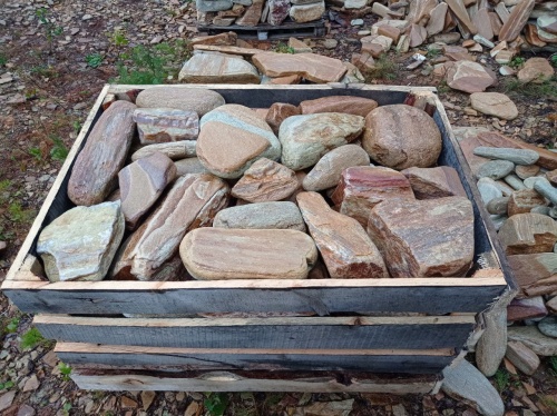 Златолит жёлтый, жёлто-зелёный глыбки и валуны для ланшафтного дизайна купить в Пыть-Яхе