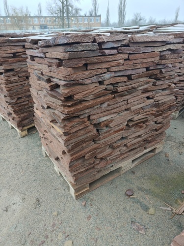 красный песчаник для дорожек